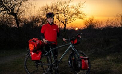 Per fiets van Staphorst naar grens Iran om aandacht te vragen voor vervolgde christenen